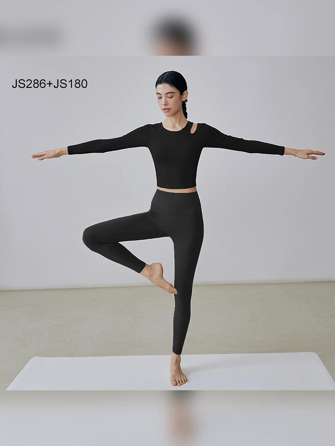 Black (long sleeve) + black (trousers)
