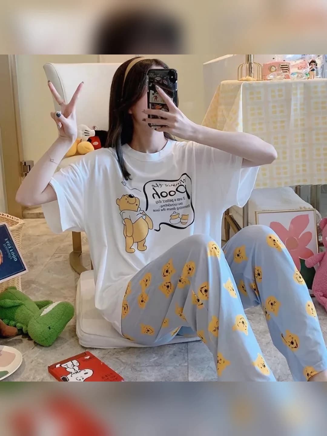 Ayollar uchun yozgi ins uslubidagi bo'sh (oversize) kalta yengli uzun shimli pijama to'plami, dumaloq yoqa, yupqa mato, uy kiyimi