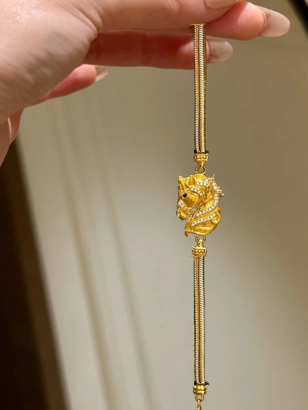 Gold horse head 17+5cm