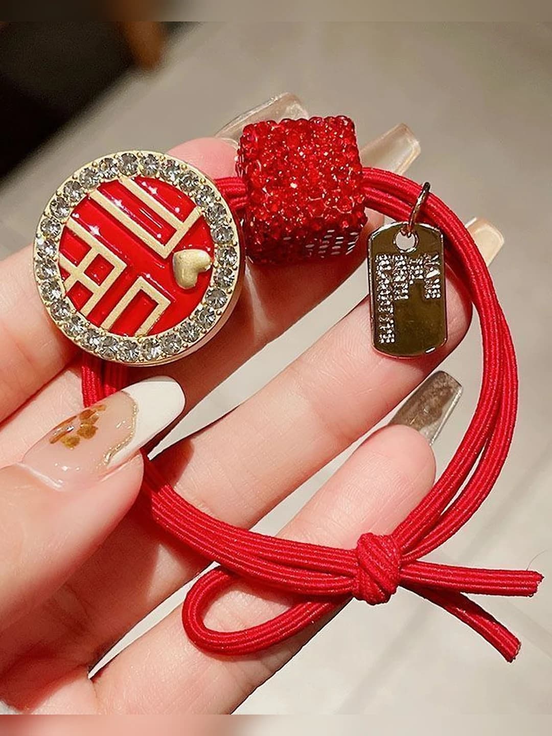 Kids' red hair tie in Japanese-Korean style for autumn-winter 2026