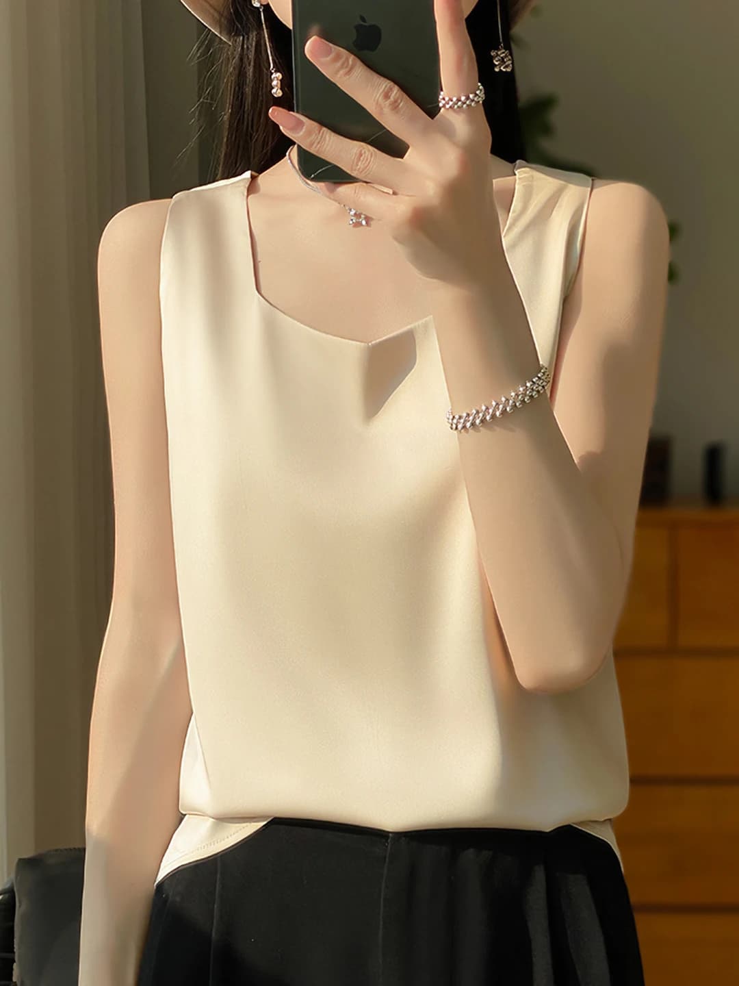 Women's sleeveless tank top, straight cut, solid colour, spring-summer, casual style