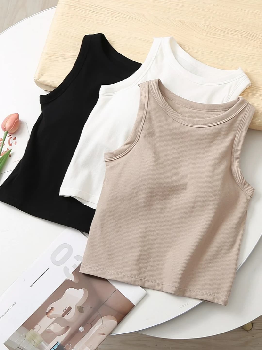 Women's sleeveless cropped tank top, slim fit, crew neck, solid colour, sexy style