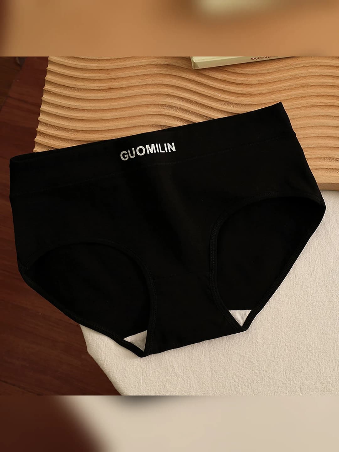 Qora