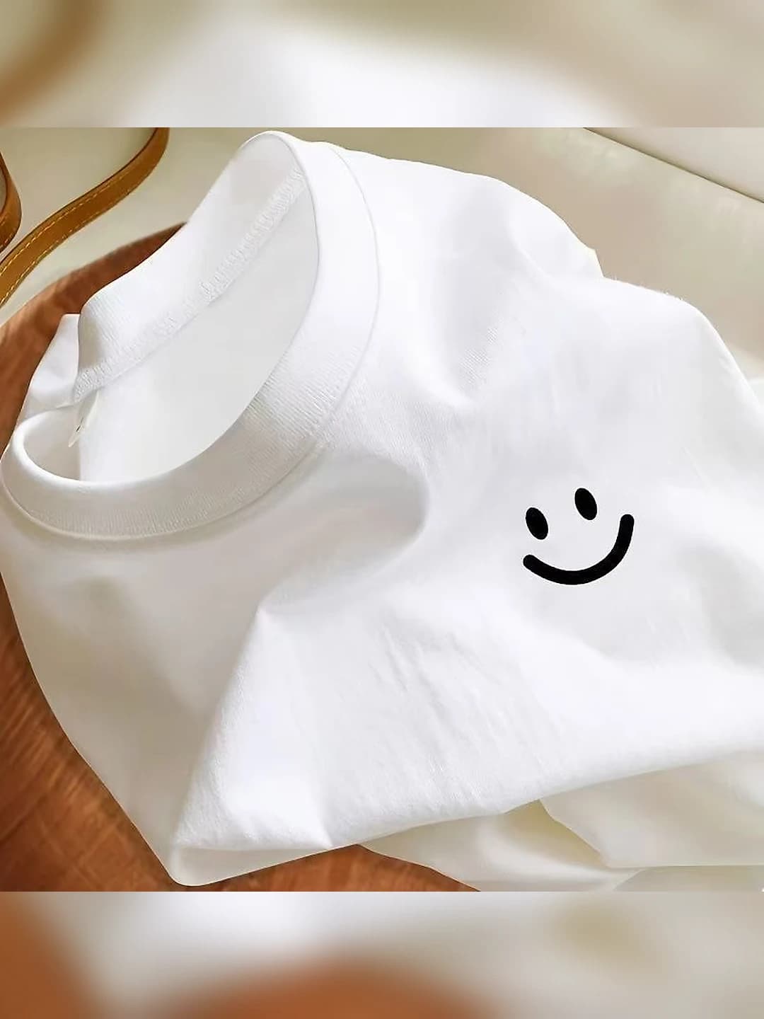 Smiling белый