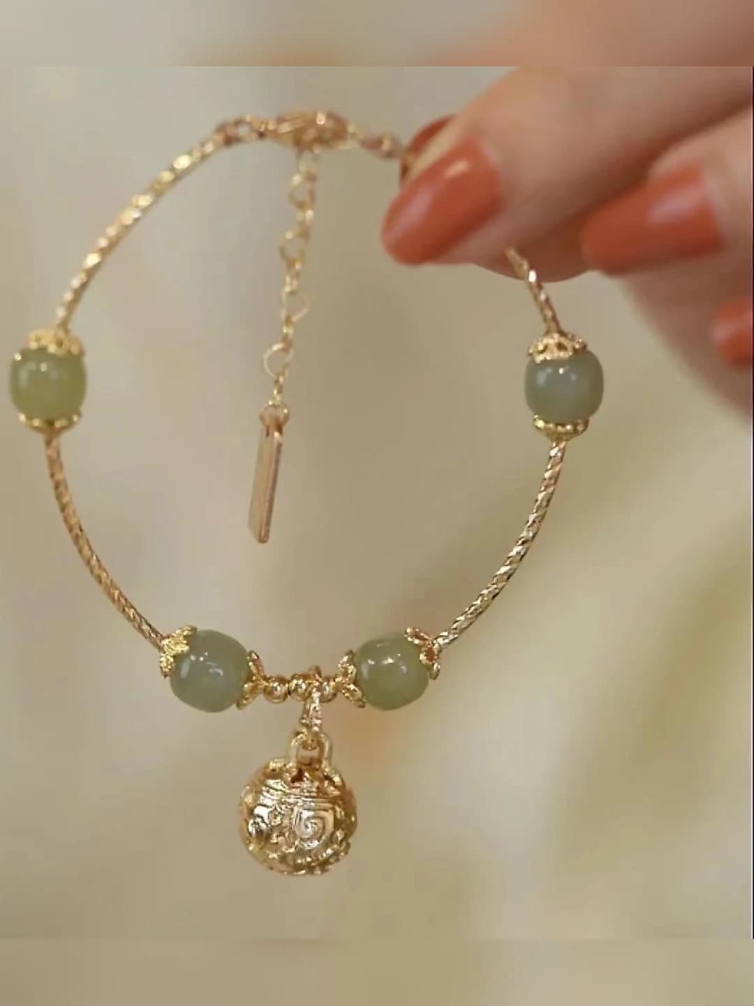 Women's palace style bell bracelet, original design, light luxury