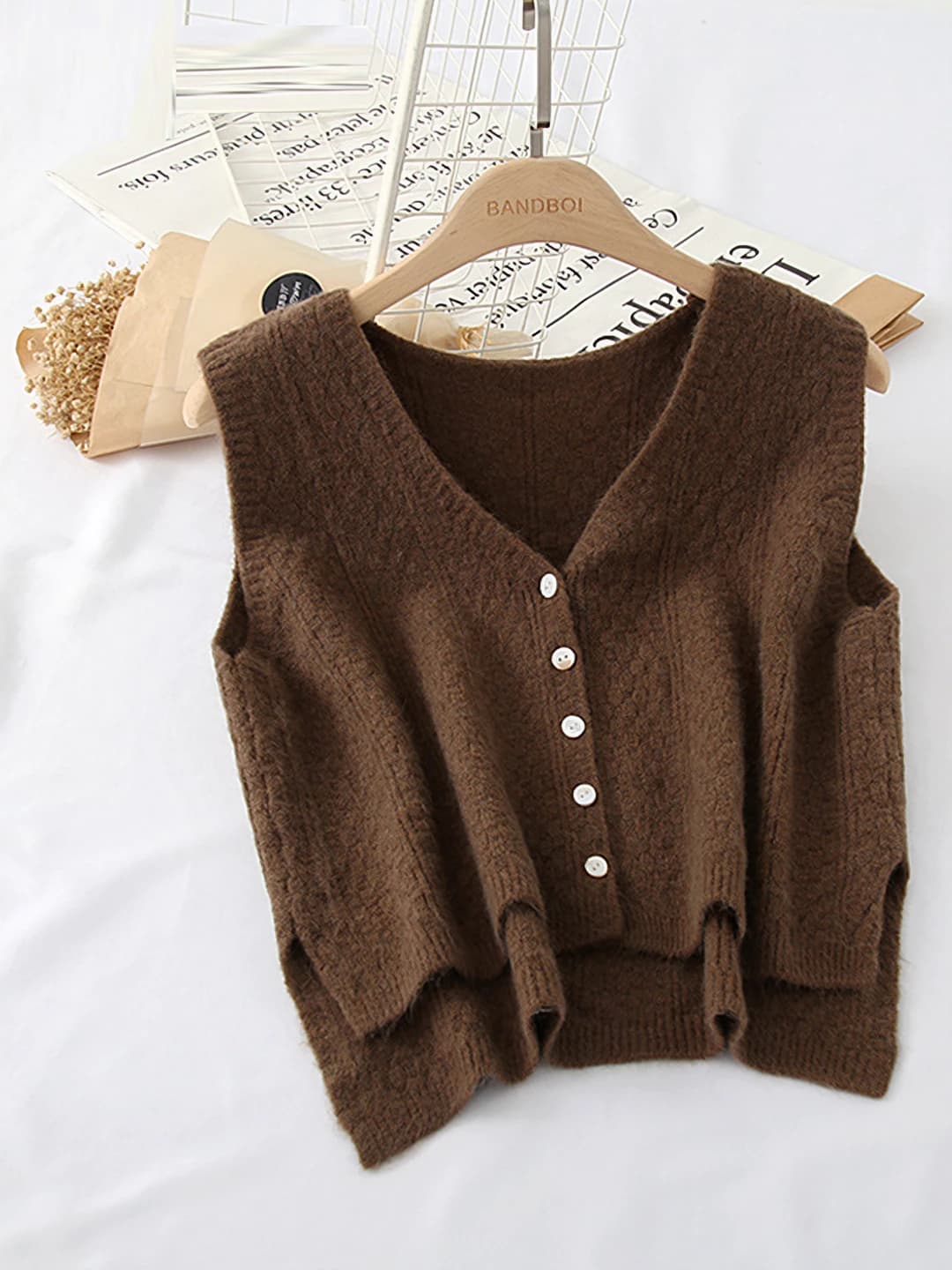 Ayollar uchun koreys uslubida V-yoqali bo'sh (oversize) jilet, bahor-kuz mavsumi uchun