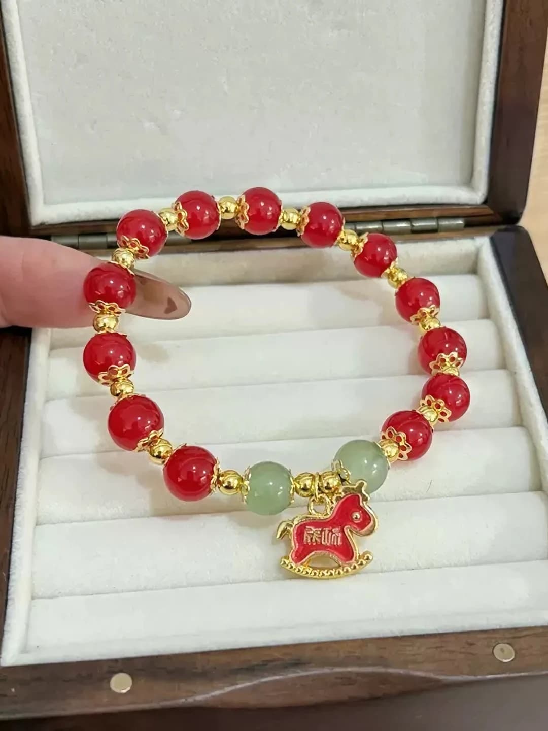 M869 Success bracelet, red