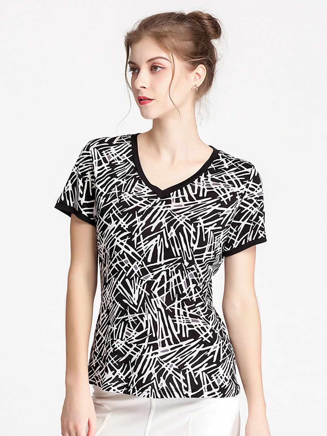 V-neck black & white striped