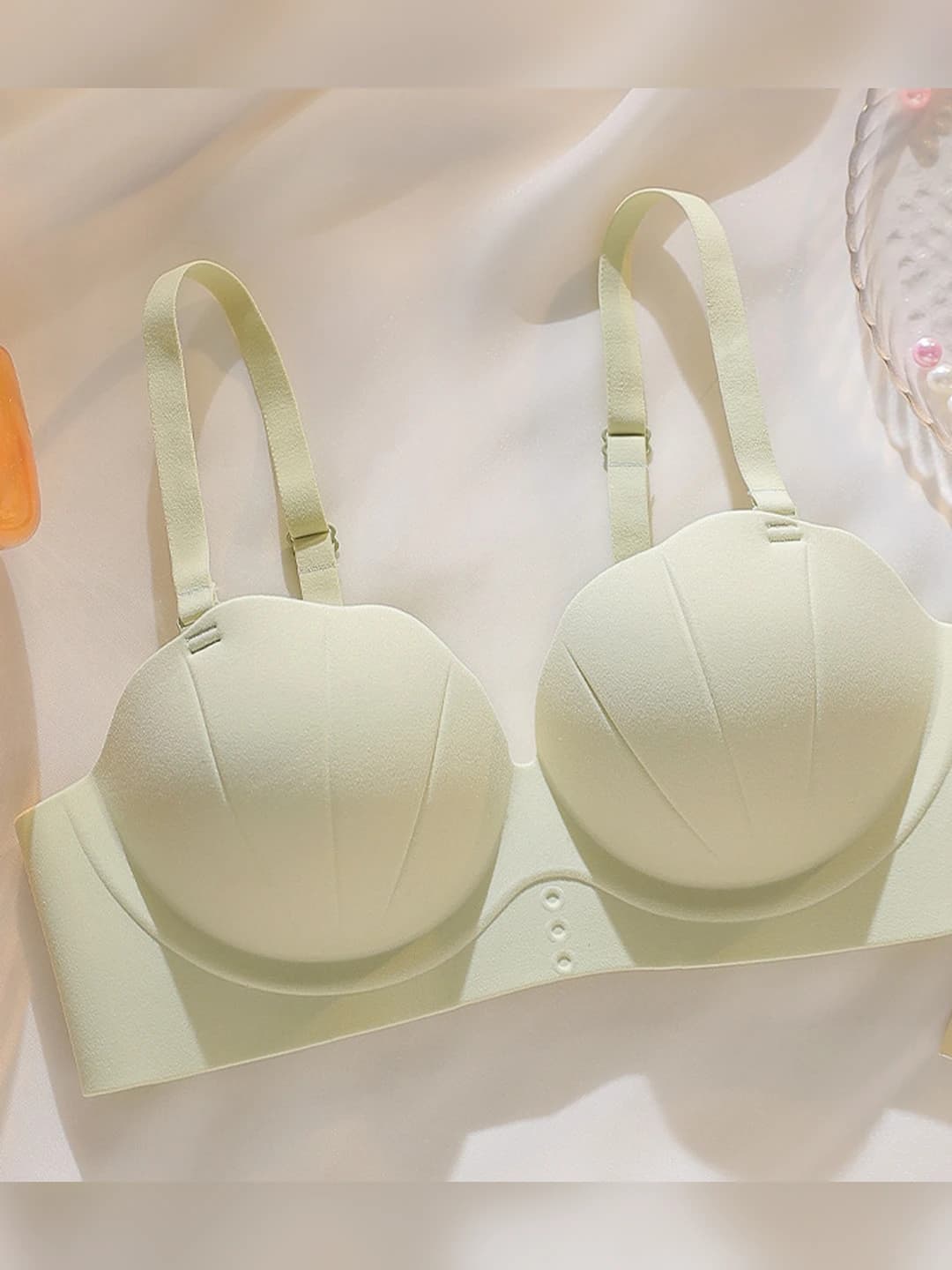 Light green, single