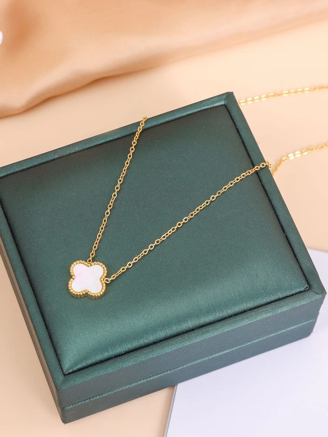 9142-Gold Double-sided White