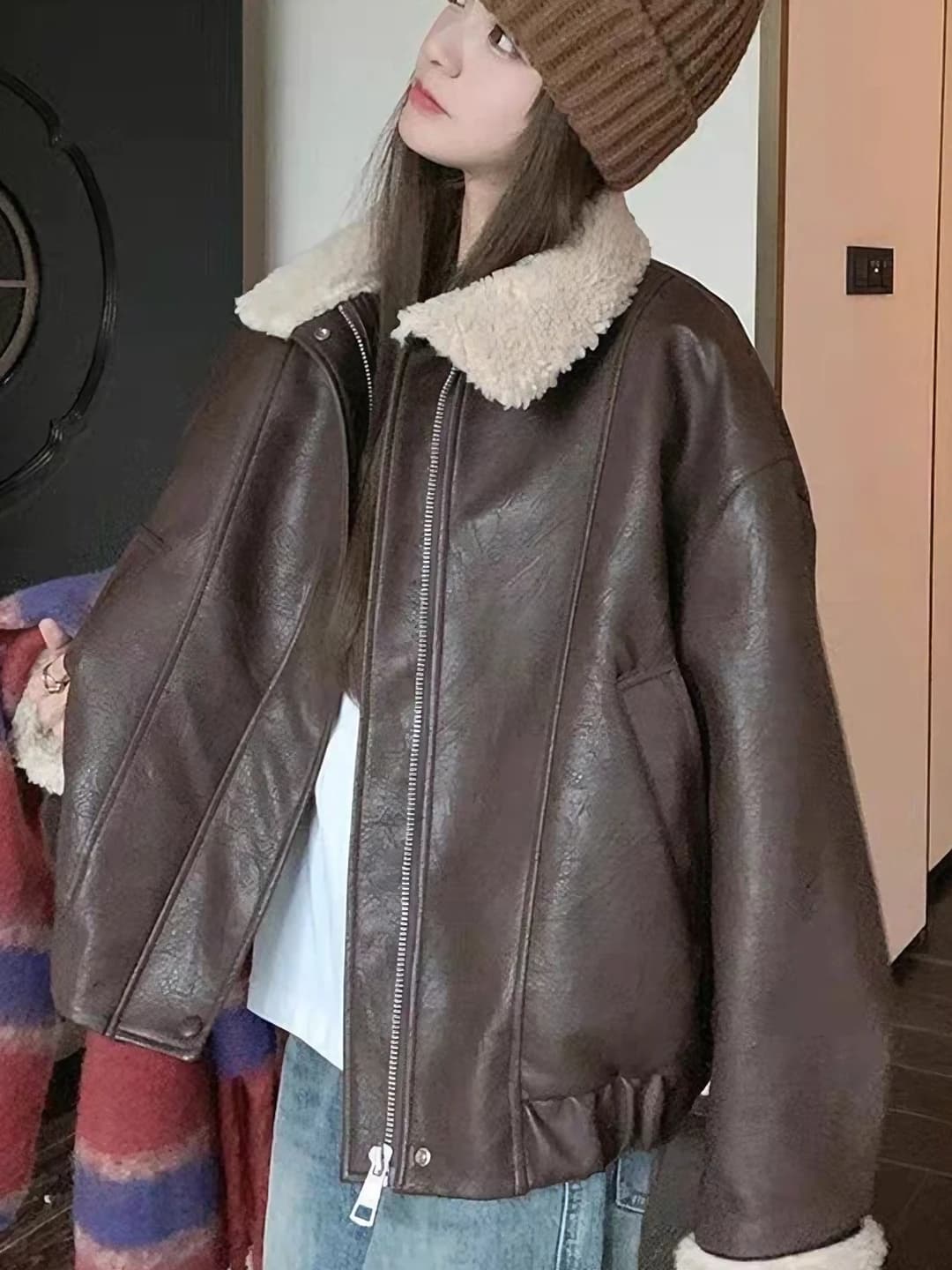 Women's retro PU leather jacket, fleece-lined, thickened, cropped, loose fit, long sleeve, zip closure, 2026