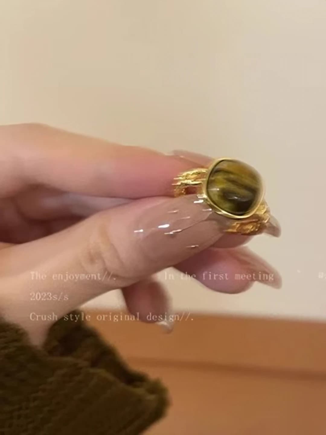Amber open ring
