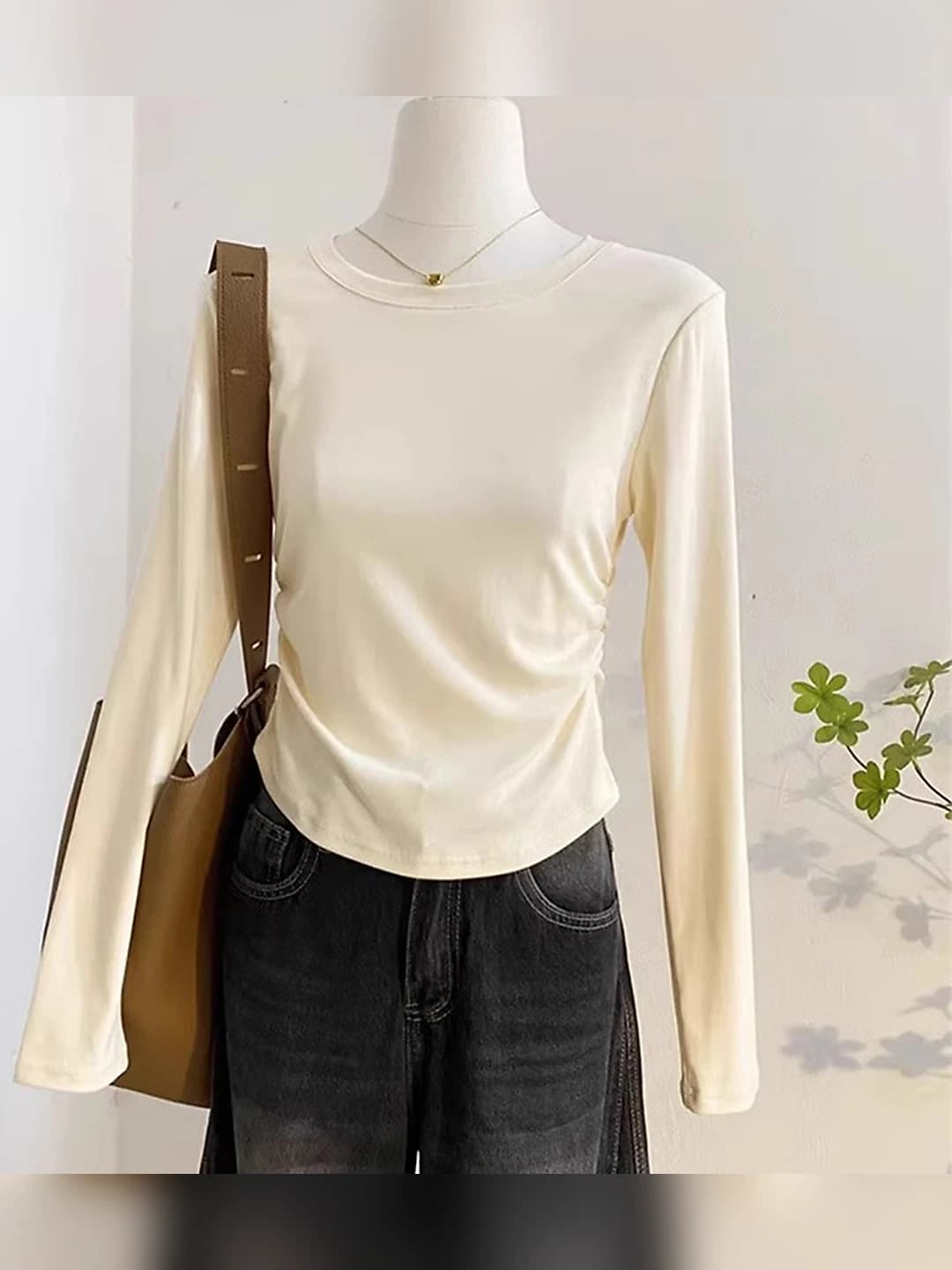 Apricot (solid)