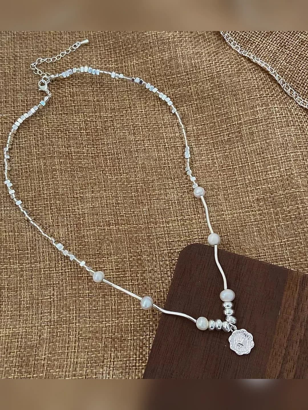 B-173 Fine silver Freshwater pearl chain