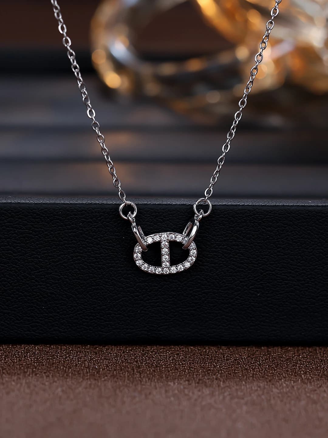 Women's gold-plated brass and zircon pig nose pendant clavicle chain necklace, OL style
