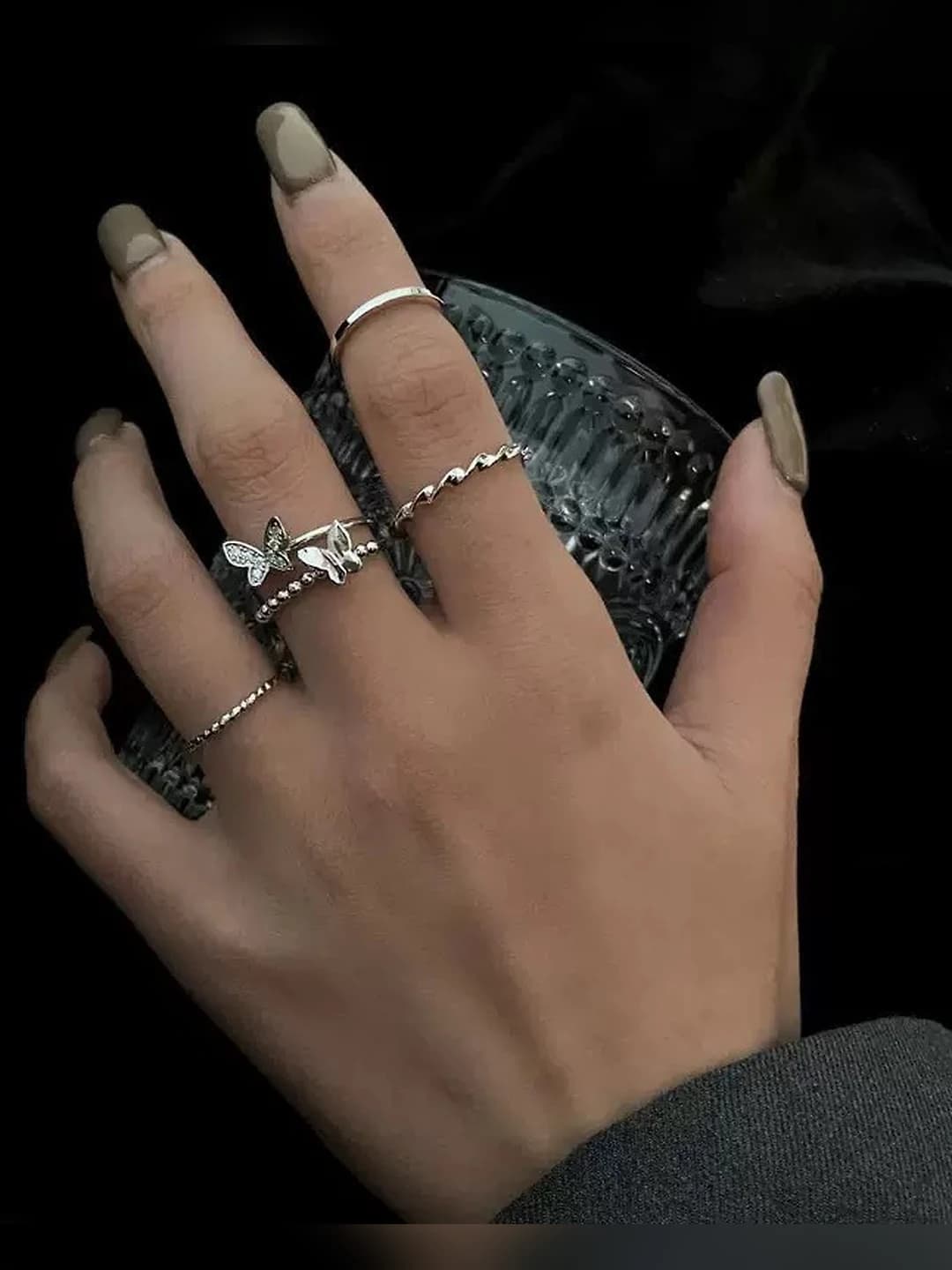 4-piece butterfly ring set