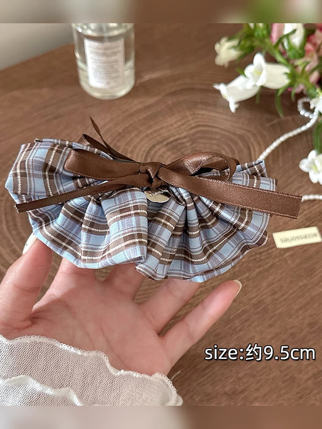 Blue plaid banana clip, base ~10 cm