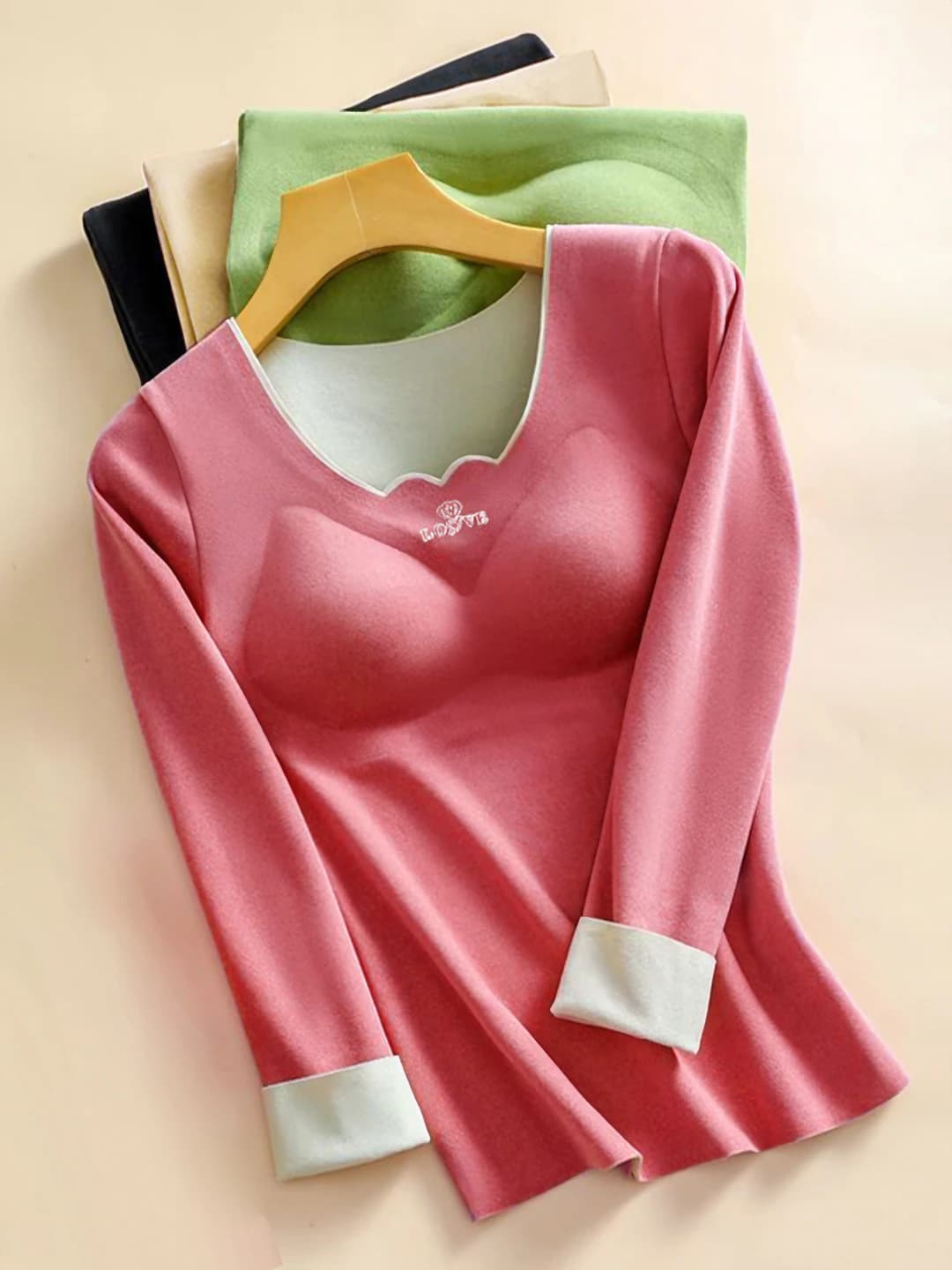 Women's fleece-lined thermal underwear top with built-in bra, long sleeve, solid colour, warm