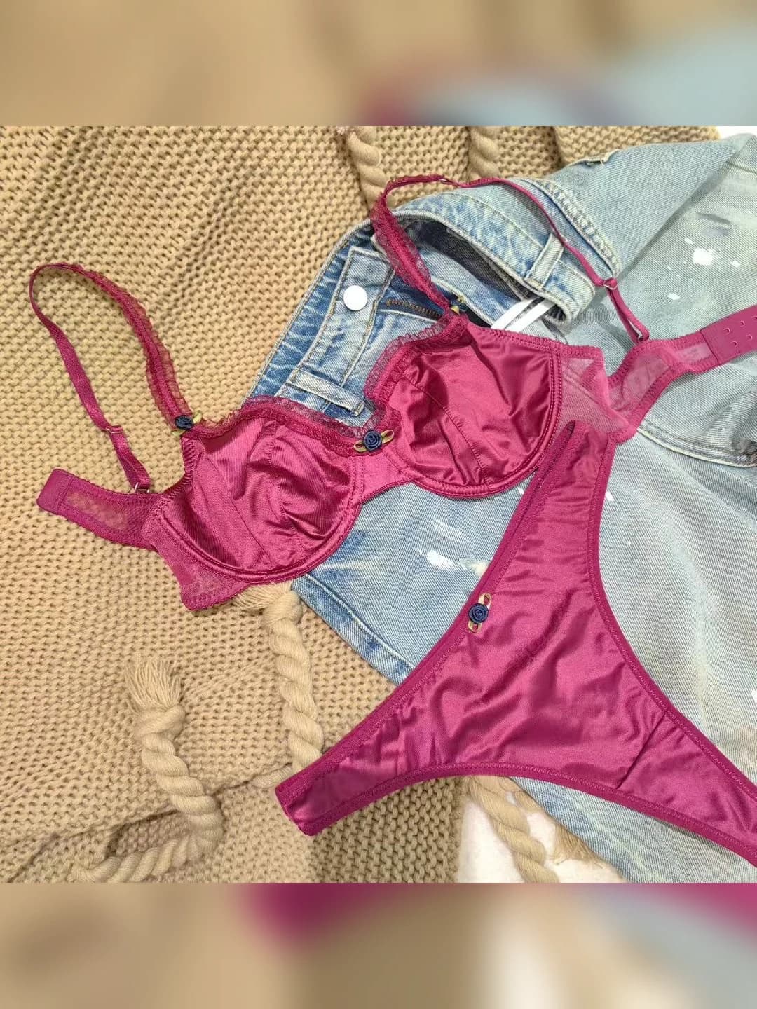 Rose red