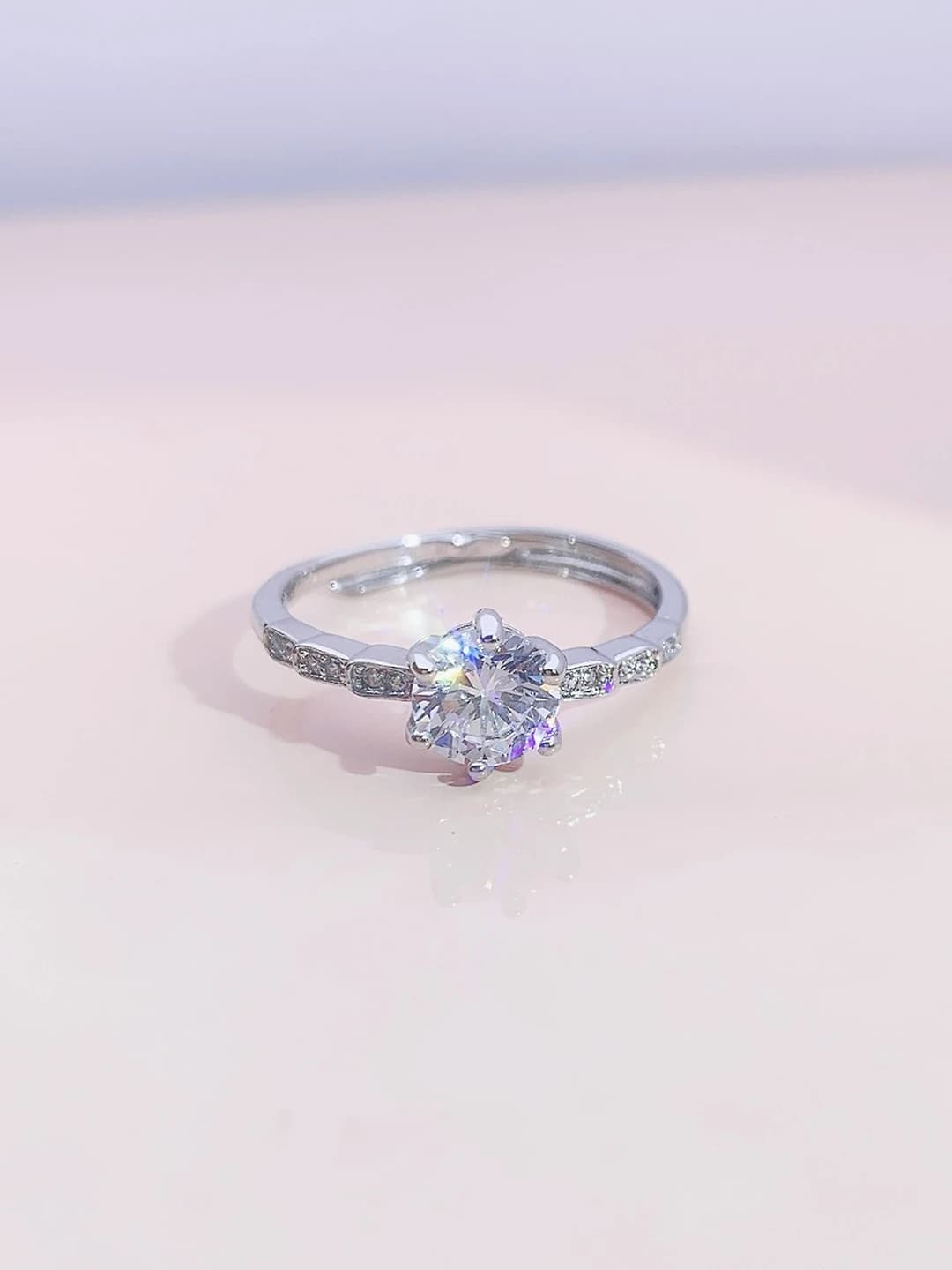 Кольцо «Змеиная кость», белый бриллиант, 1 ct