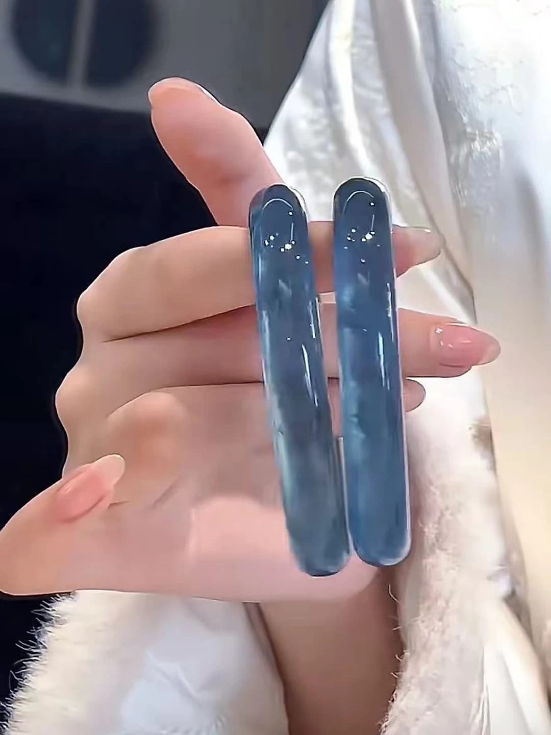 10mm, light blue, 1 pc