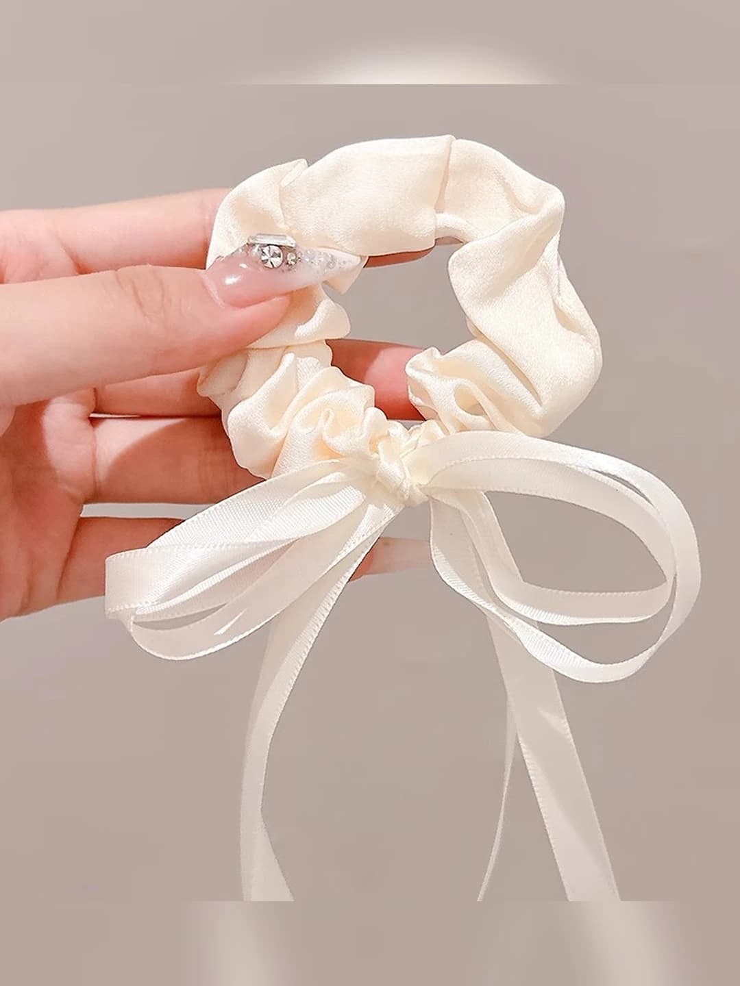 1# White bow