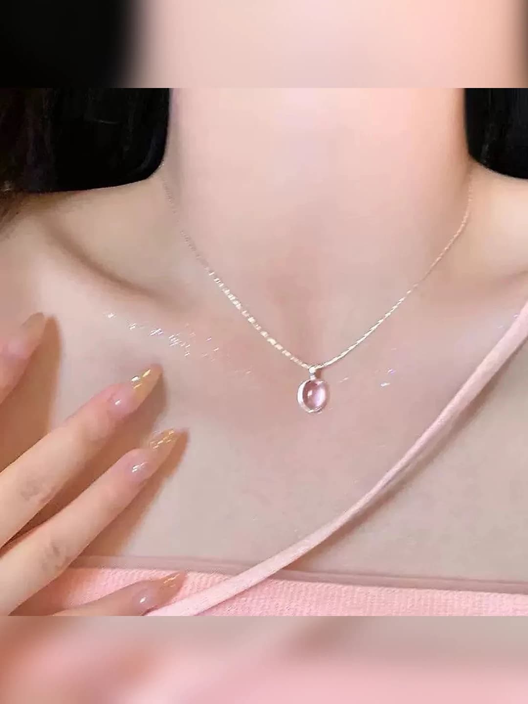 Колье розовый лунный свет