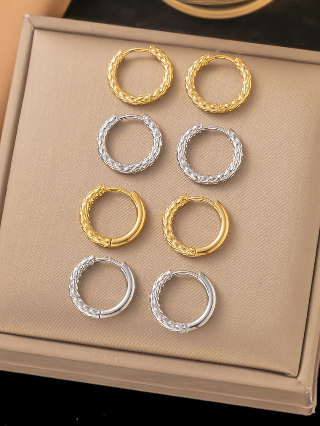 Женские серьги-гвоздики из титановой стали с покрытием 18K, круглые со звездным узором
