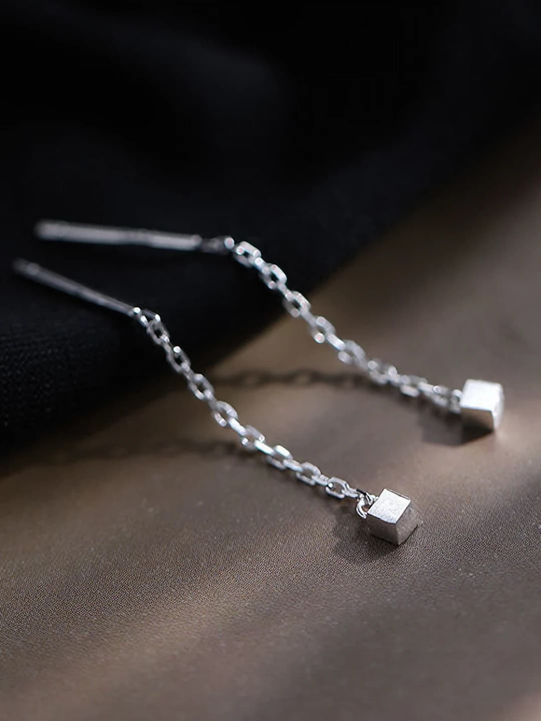 Square hoop earrings Silver