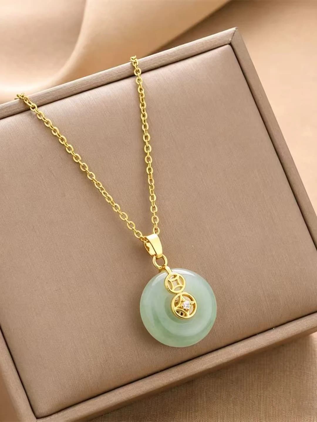 8911-Gold green