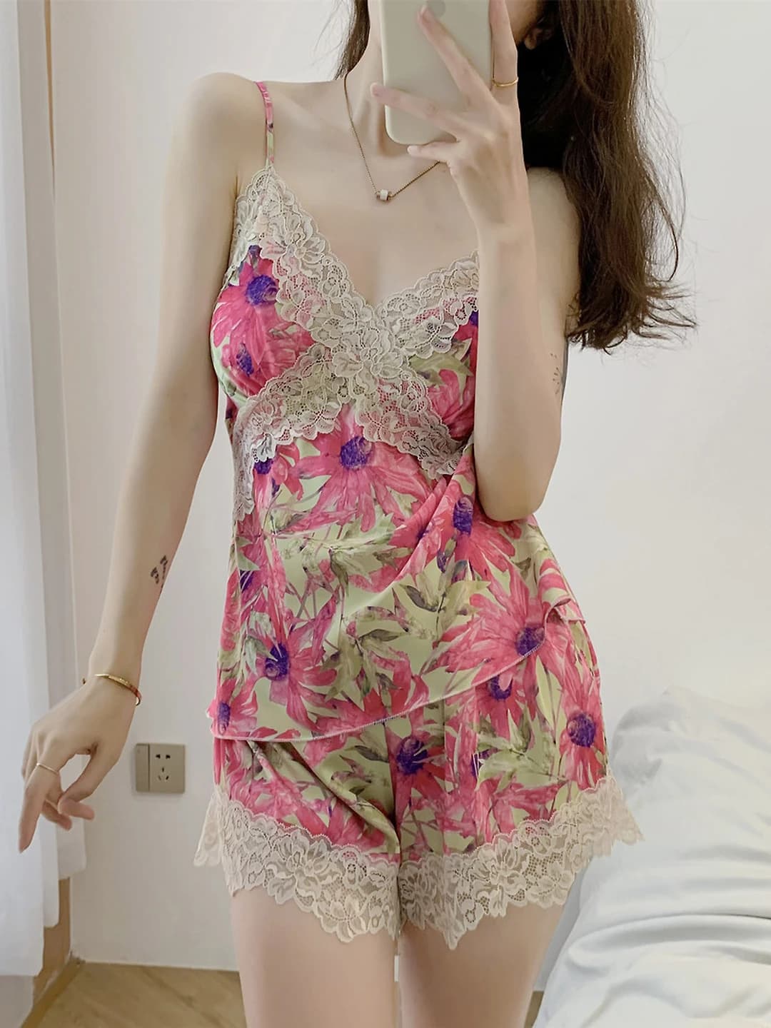 Silk - Red lace