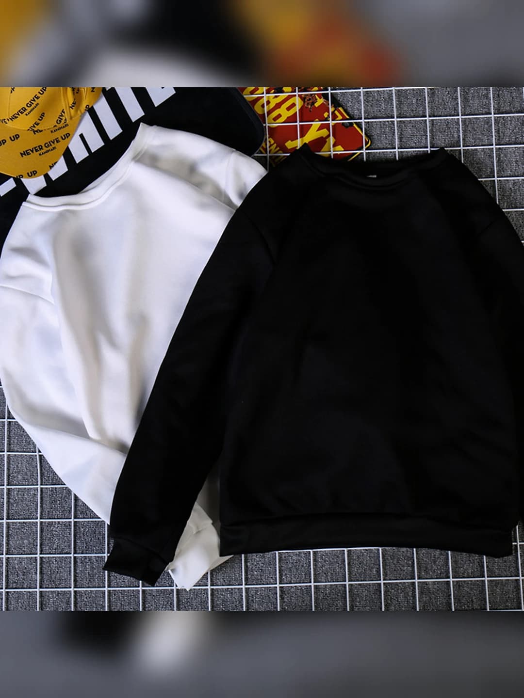 Women's autumn-winter fleece-lined thickened loose fit crewneck sweatshirt, long sleeve, solid colour, printed