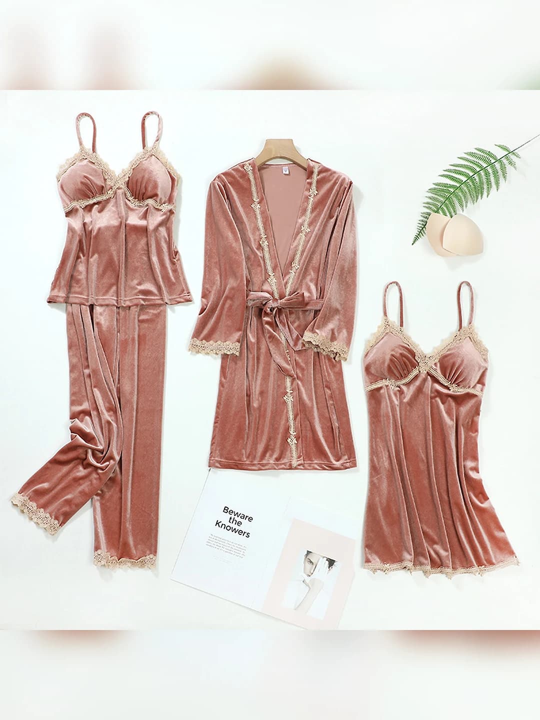 Gold velvet 4pc set - Pink piping