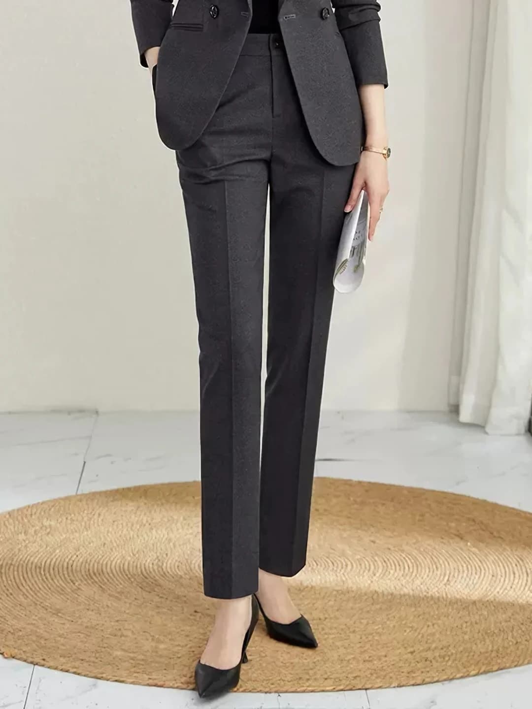 Grey ankle-length pants