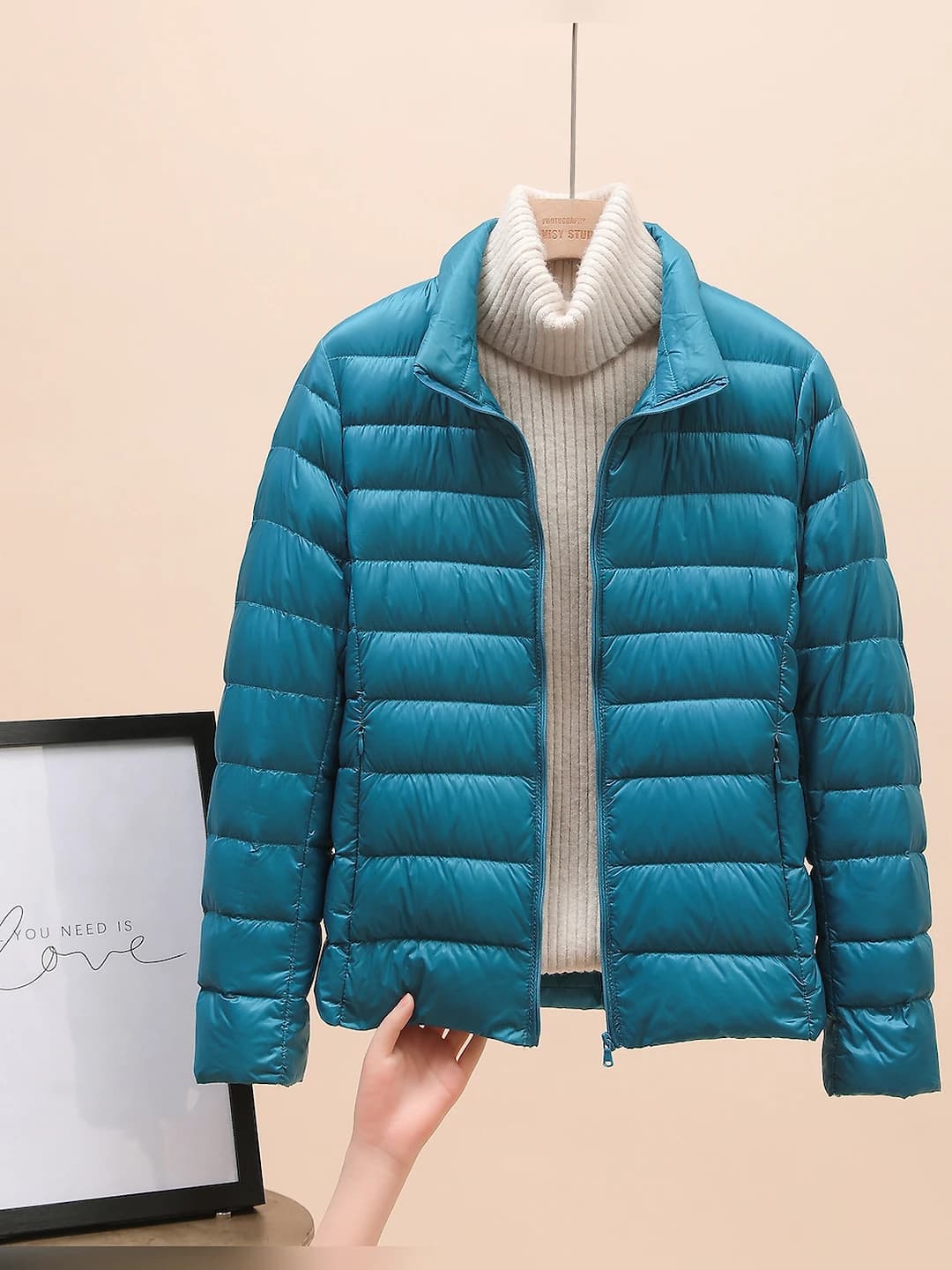 Lake blue (stand collar)