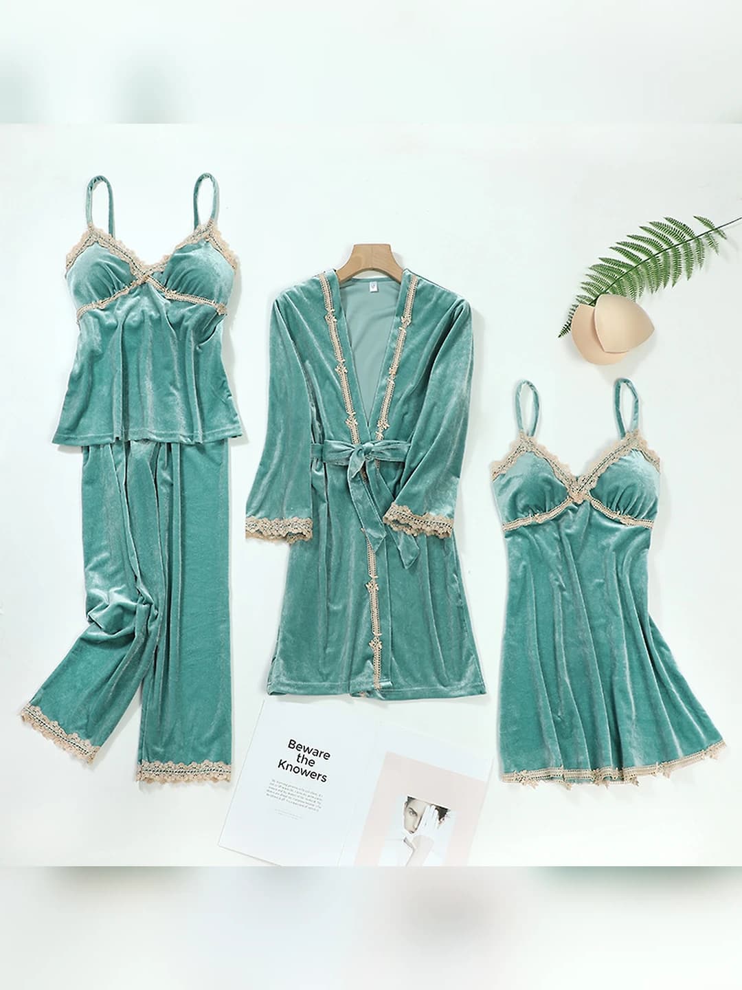 Gold velvet 4pc set - Lake blue piping