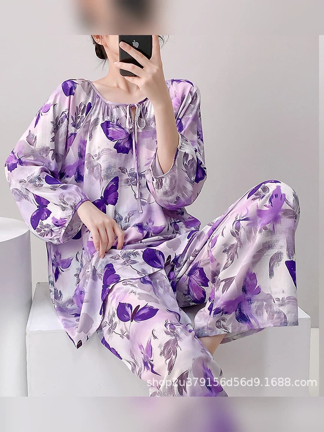 609 Purple Butterflies