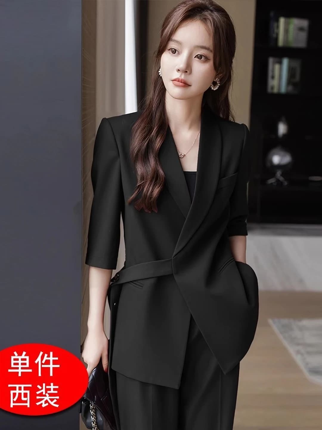 Short-sleeved black suit
