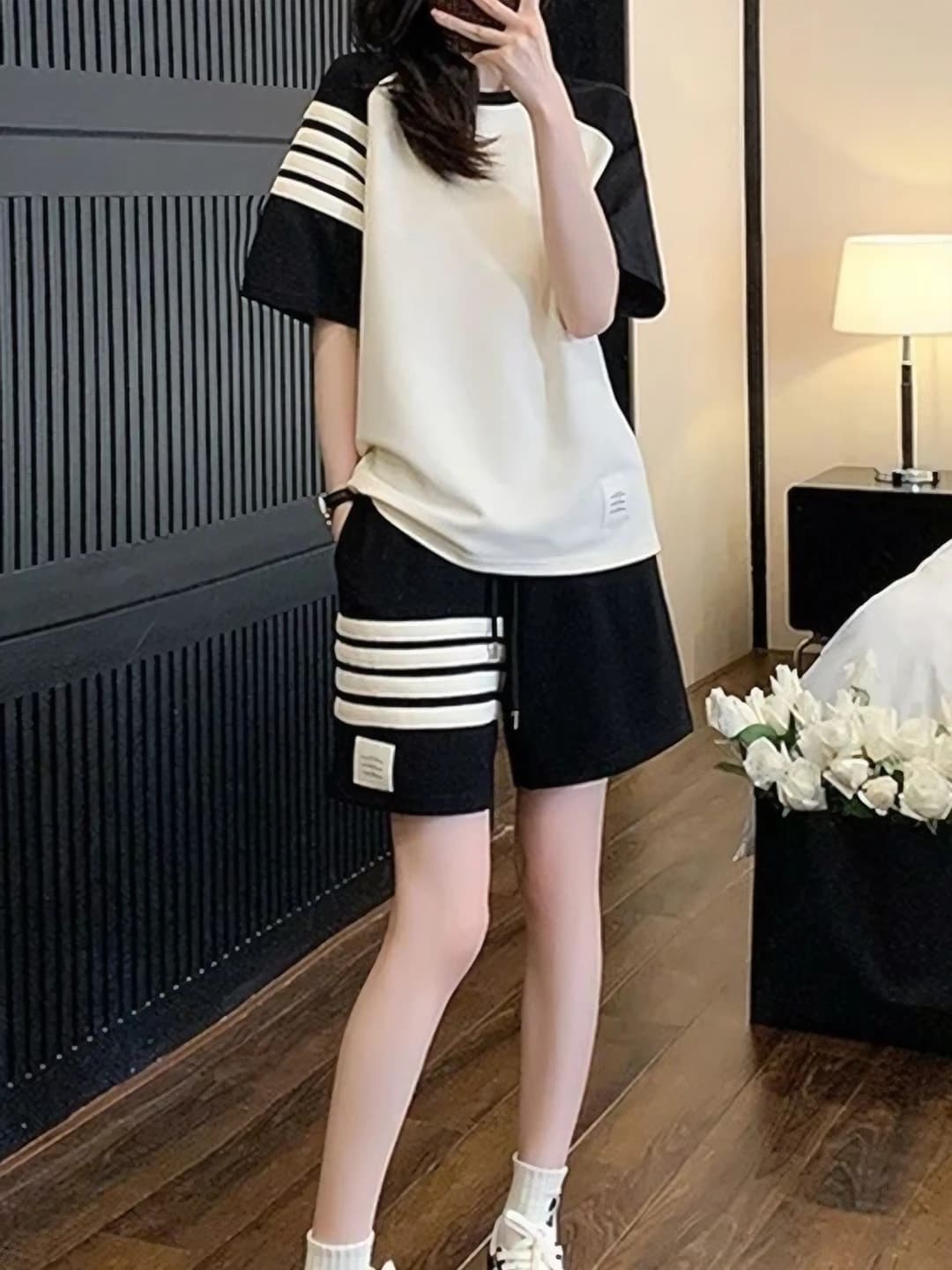 Women's petite loose fit slimming striped/checked casual sports short sleeve top and short shorts set