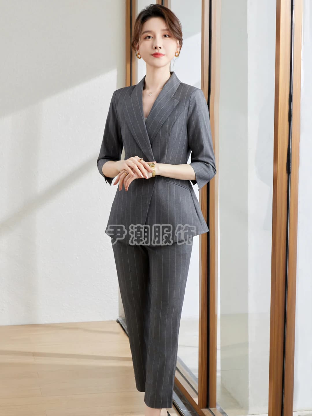 Short-sleeve suit + pants