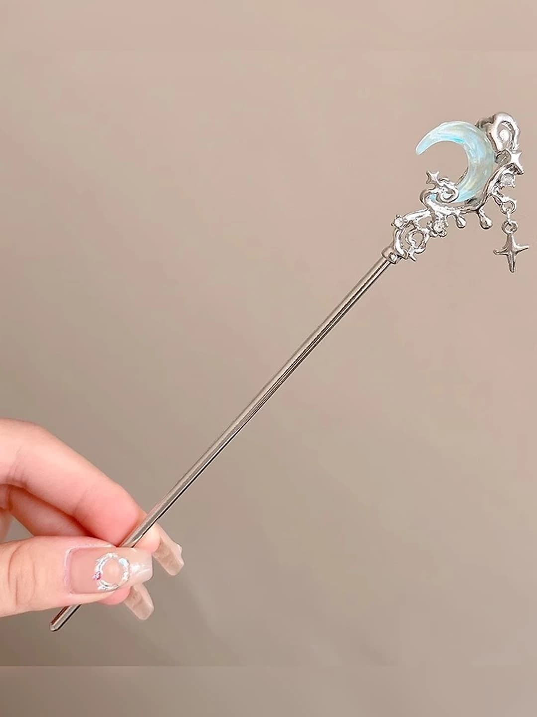 Light blue liquid moon hairpin