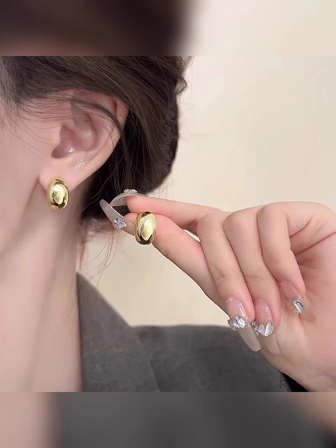 9# Metal style round stud earrings