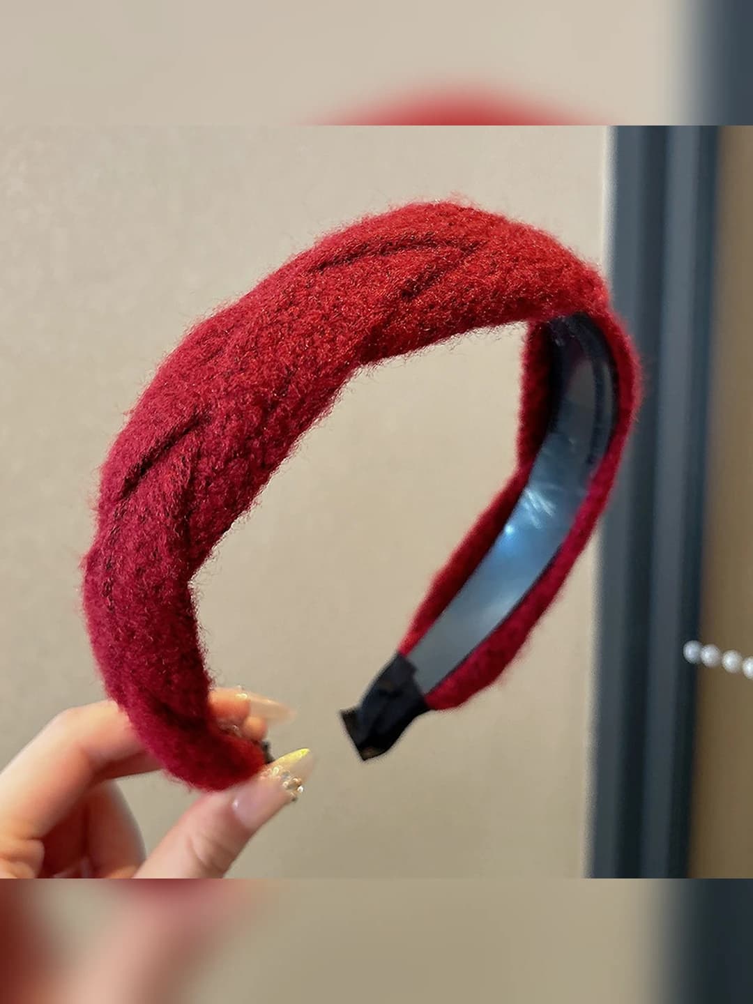 Red yarn headband