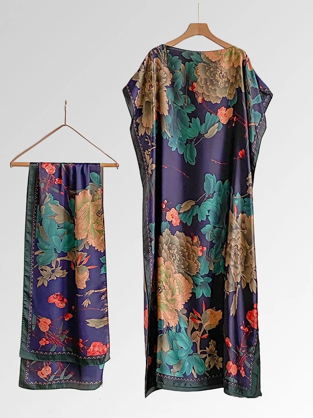 Peony black-green