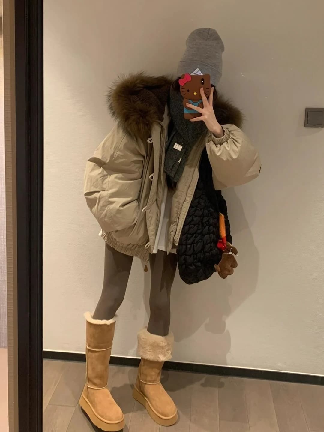 Women's down jacket: retro, warm, slim fit, crew neck, long sleeve, zip, solid colour, 2026