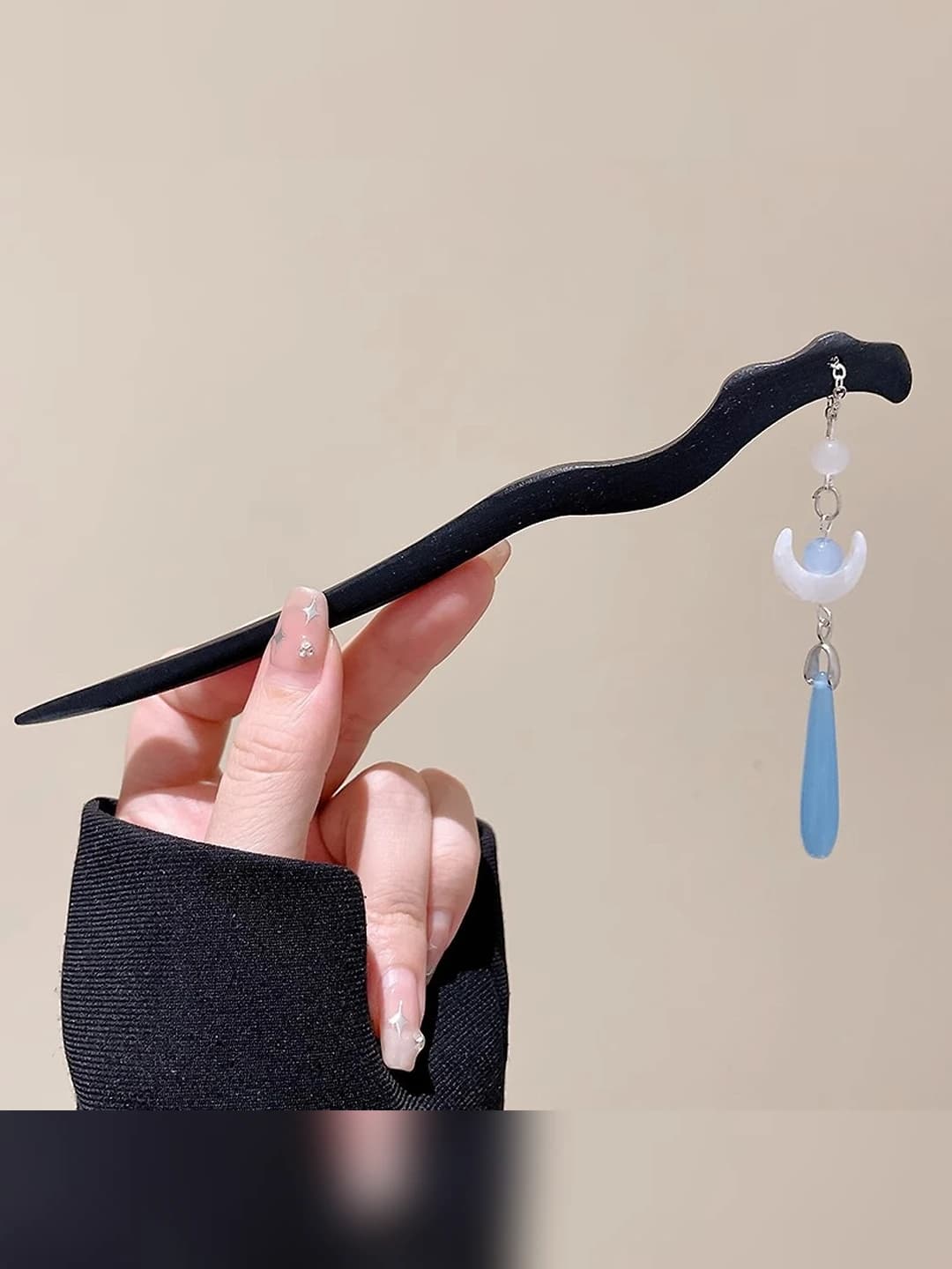 90# Moon blue teardrop pendant tassel (bagged)