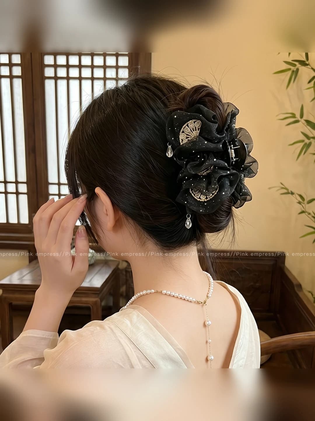 1# Qora tulle ventilyator klipsi ~13 cm