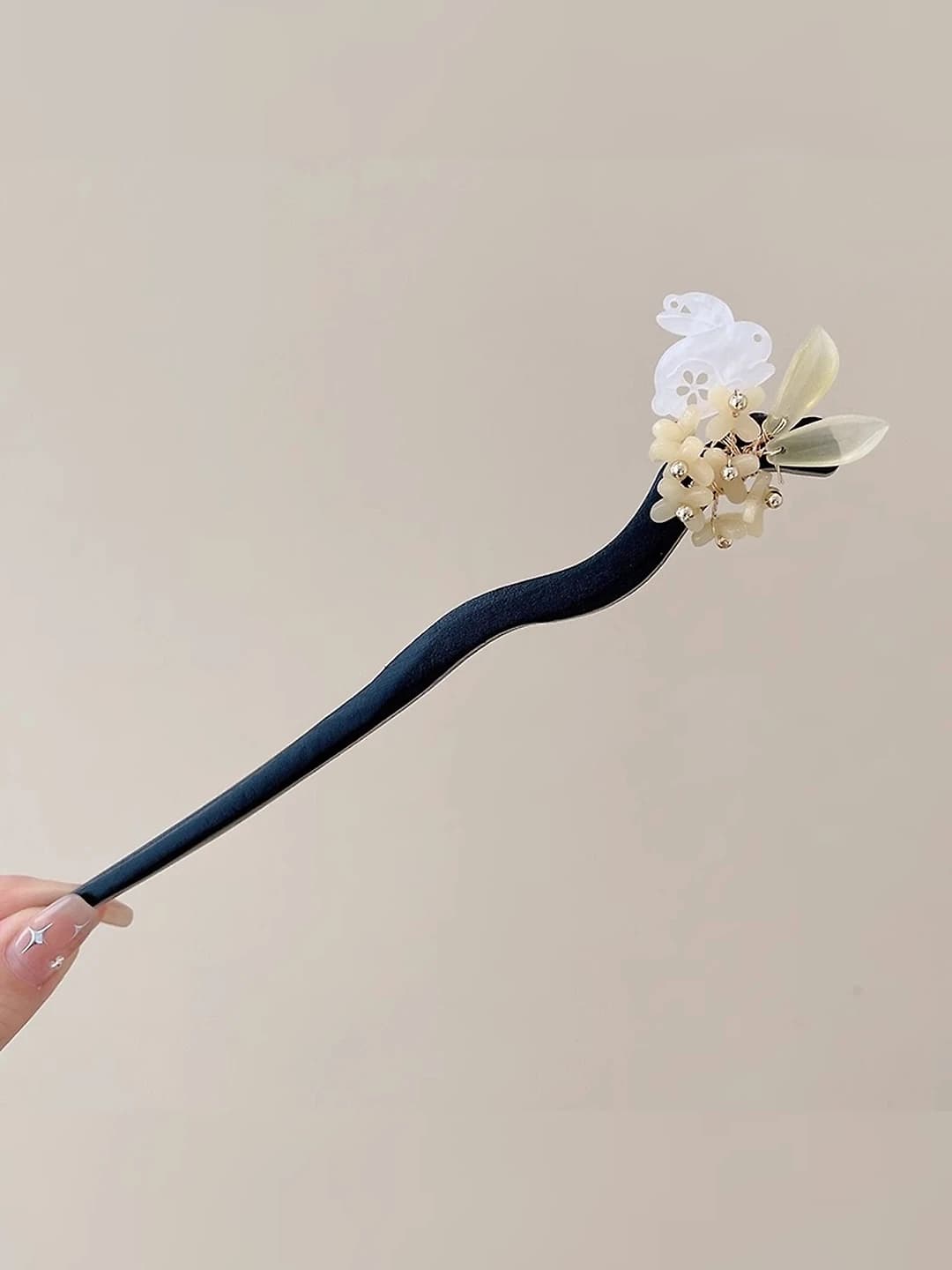84# Jade rabbit pendant hairpin (bagged)