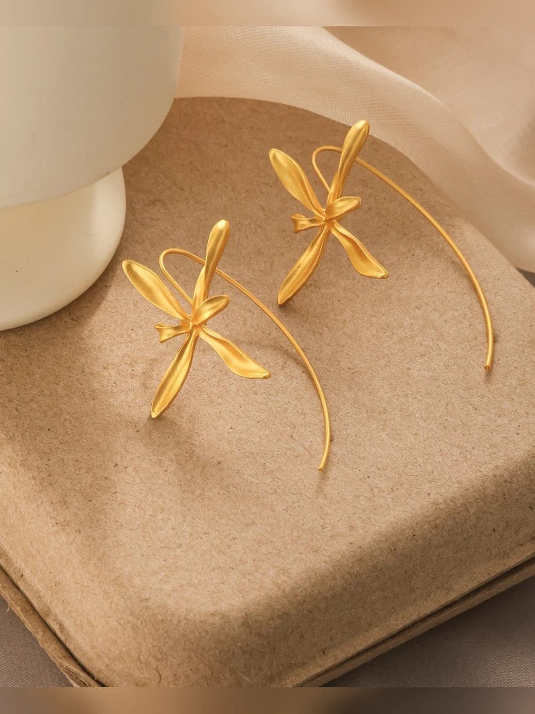 1# Retro Iris Earrings - Gold