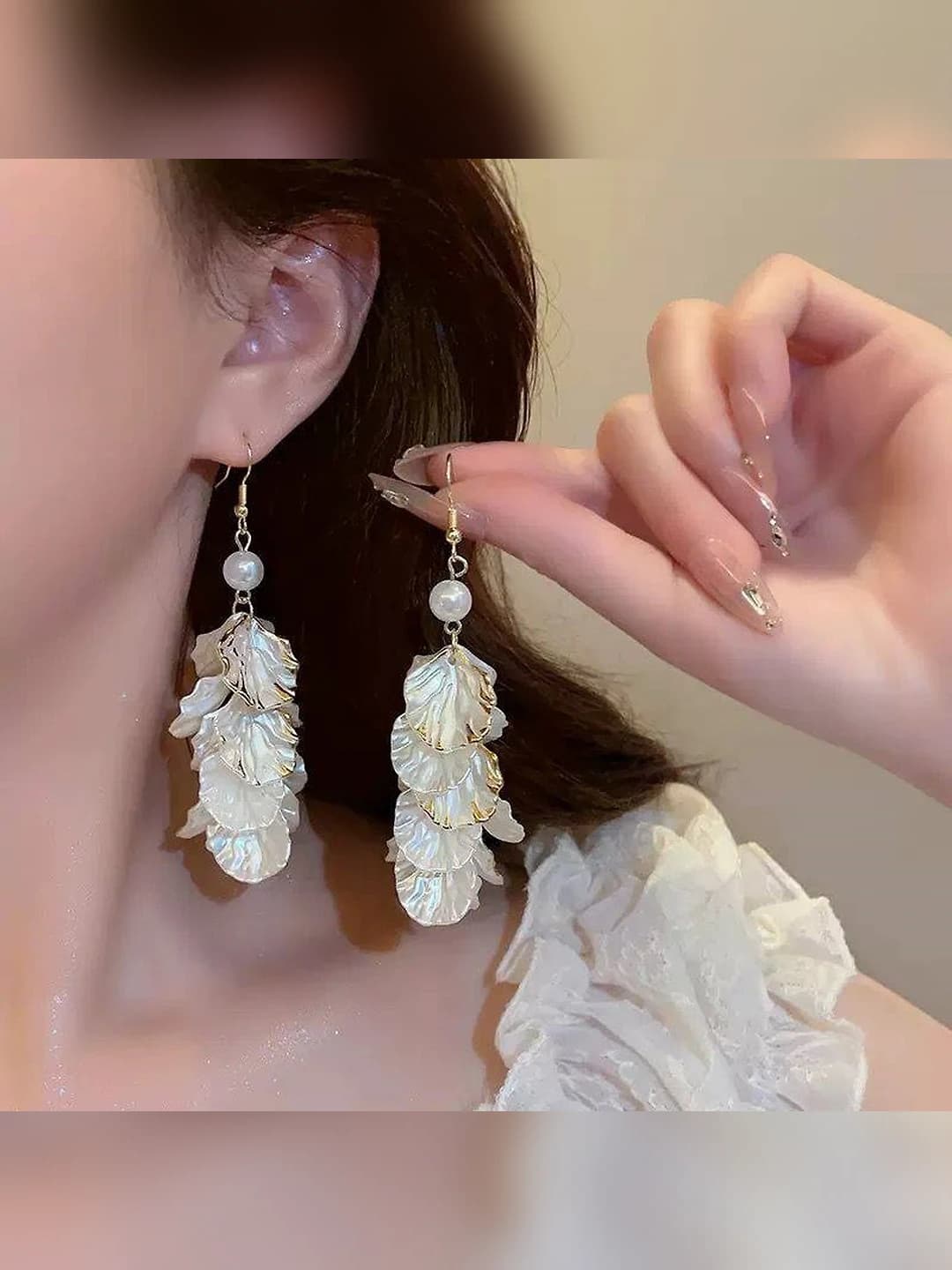 1# Shell flower faux pearl tassel studs